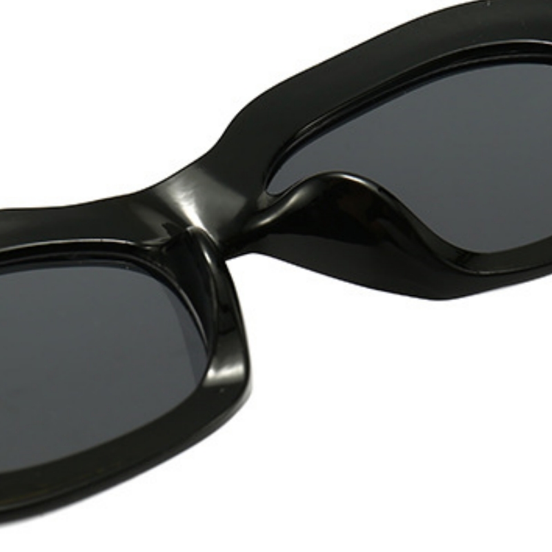 A Pair of PC Men and Women wit - đánh giá và giá Men'S Fashion Online